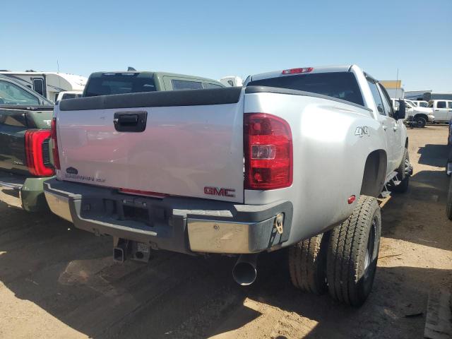 1GT424C87BF101315 - 2011 GMC SIERRA K3500 SLT SILVER photo 3