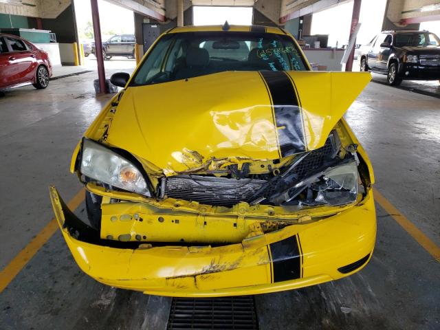 1FAFP31N96W230830 - 2006 FORD FOCUS ZX3 YELLOW photo 5