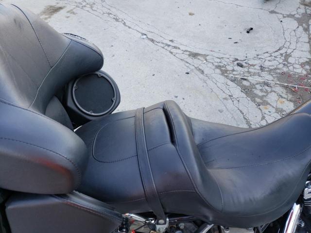 1HD1FC4178Y680305 - 2008 HARLEY-DAVIDSON FLHTCUI 黑色 照片 6