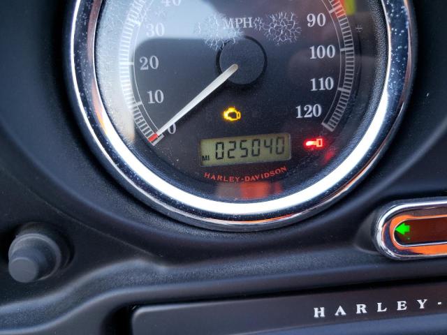 1HD1FC4178Y680305 - 2008 HARLEY-DAVIDSON FLHTCUI 黑色 照片 8