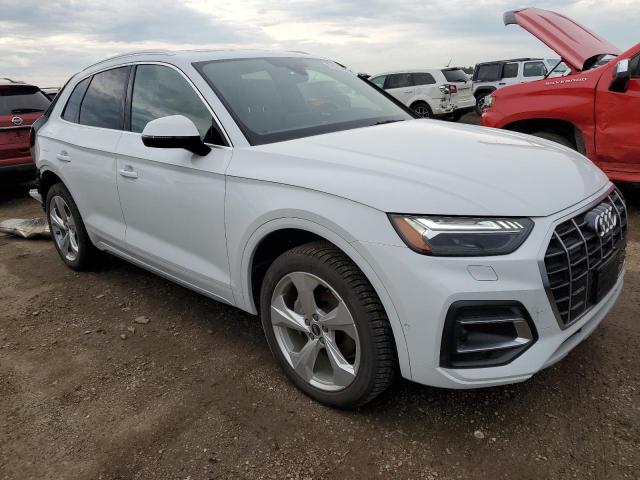 WA1CAAFY8M2032874 - 2021 AUDI Q5 PRESTIGE WHITE photo 4