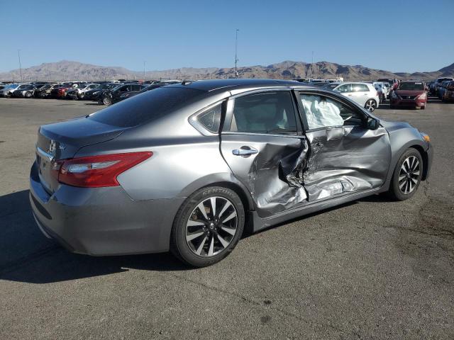 1N4AL3AP5JC263857 - 2018 NISSAN ALTIMA 2.5 Argent photo 3