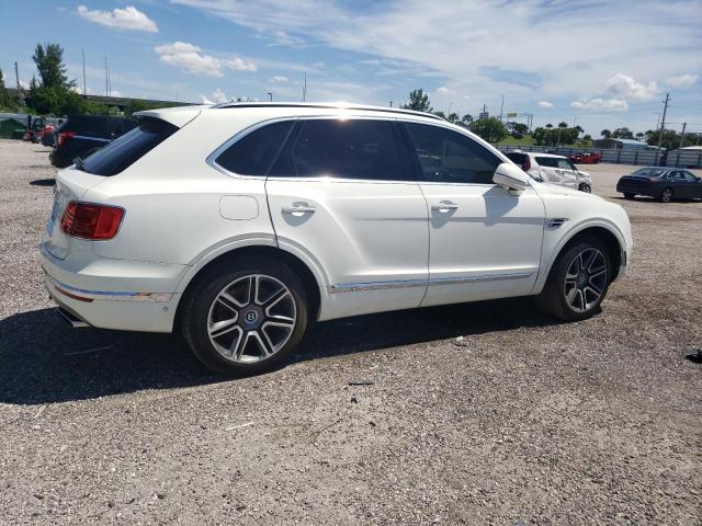 SJAAC4ZV3JC020536 - 2018 BENTLEY BENTAYGA WHITE photo 3