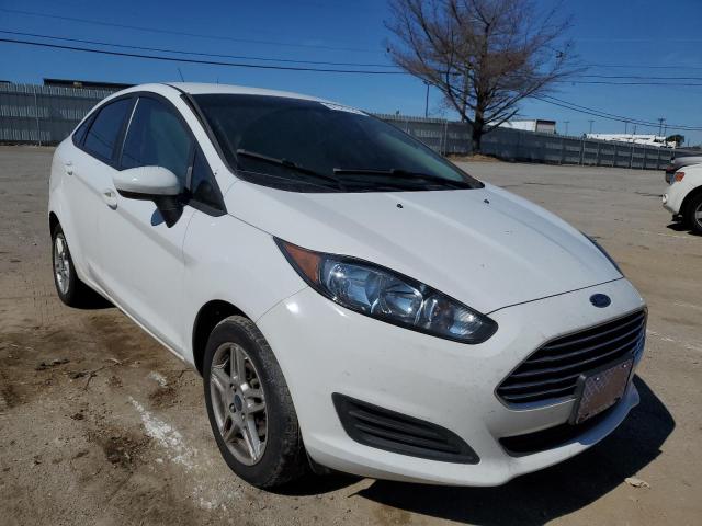 3FADP4BJ0KM146057 - 2019 FORD FIESTA SE WHITE photo 1