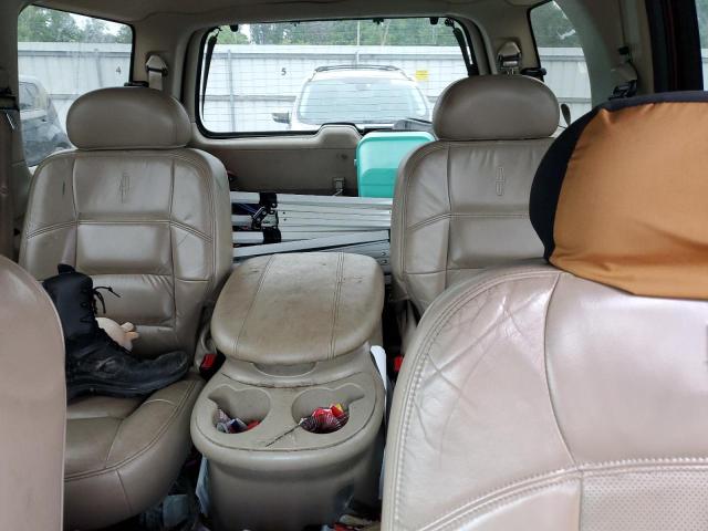 5LMFU28A3YLJ20644 - 2000 LINCOLN NAVIGATOR წითელი ფოტო 10