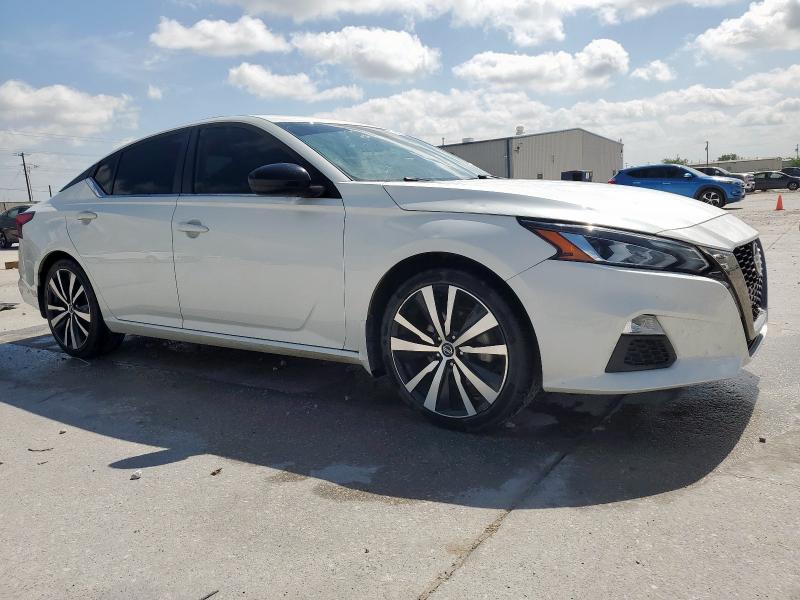 1N4BL4CV4KC247995 - 2019 NISSAN ALTIMA SR 白色 照片 4