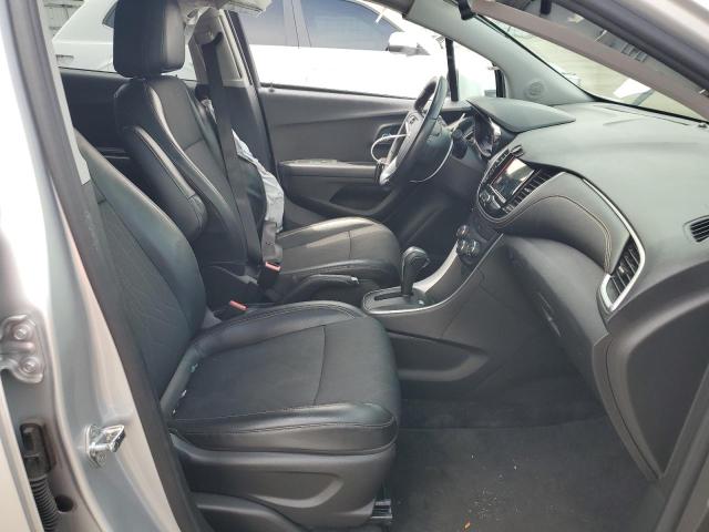 KL7CJPSB2KB756760 - 2019 CHEVROLET TRAX 1LT SILVER photo 7