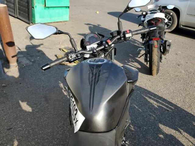 JKAERKD10PDAP5419 - 2023 KAWASAKI ER400 D BLACK photo 5