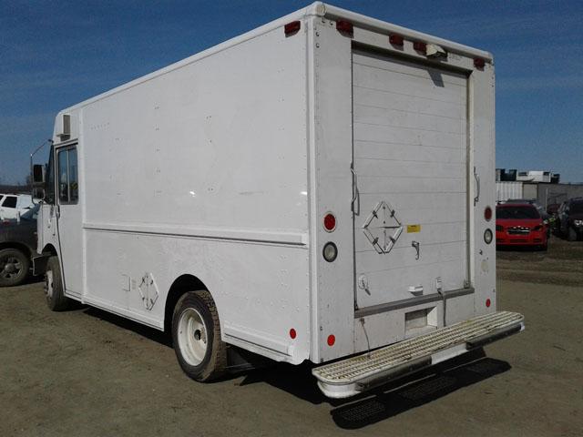 4UZAANBWX5CV19056 - 2005 FREIGHTLINER CHASSIS M LINE WALK-IN VAN  photo 3