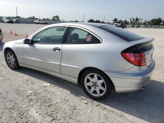 WDBRN40J93A471733 - 2003 MERCEDES-BENZ C 230K SPORT COUPE SILVER photo 2