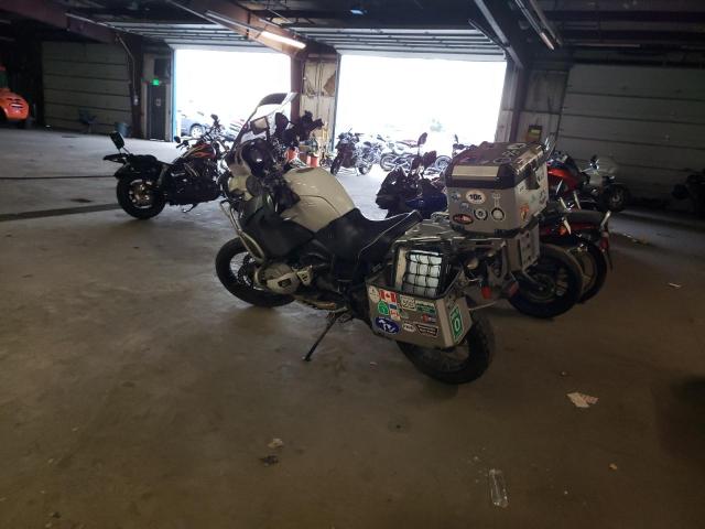 WB1048002CZX67316 - 2012 BMW R1200 GS ADVENTURE შავი ფოტო 3