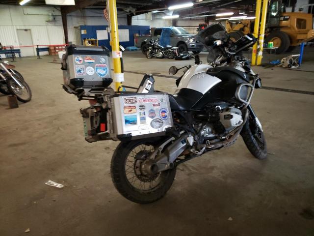 WB1048002CZX67316 - 2012 BMW R1200 GS ADVENTURE შავი ფოტო 4