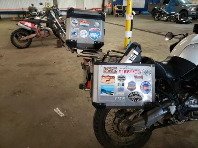 WB1048002CZX67316 - 2012 BMW R1200 GS ADVENTURE შავი ფოტო 6