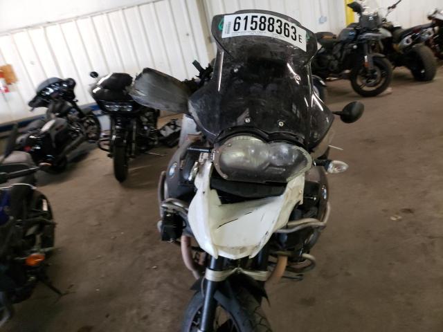 WB1048002CZX67316 - 2012 BMW R1200 GS ADVENTURE შავი ფოტო 9