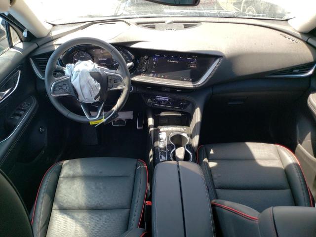 LRBFZNR42PD061502 - 2023 BUICK ENVISION ESSENCE أبيض صورة 8