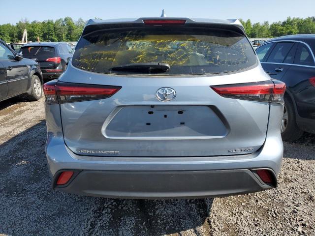 5TDGZRBH2NS212768 - 2022 TOYOTA HIGHLANDER XLE TEAL photo 6