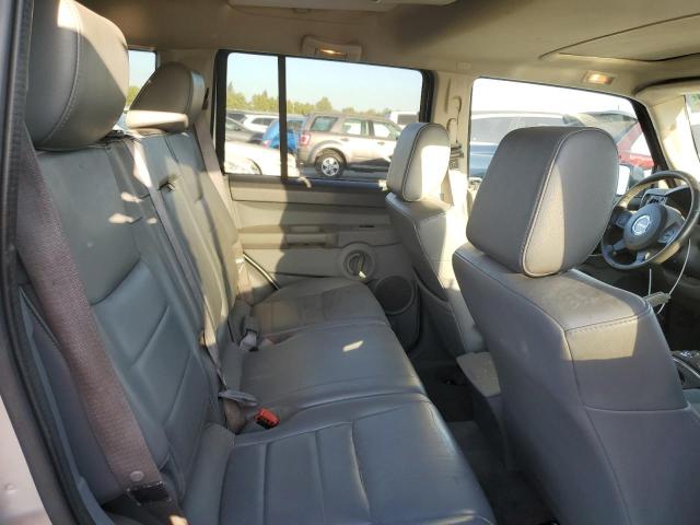 1J8HG48N86C283088 - 2006 JEEP COMMANDER 银色 照片 11