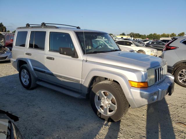 1J8HG48N86C283088 - 2006 JEEP COMMANDER 银色 照片 4