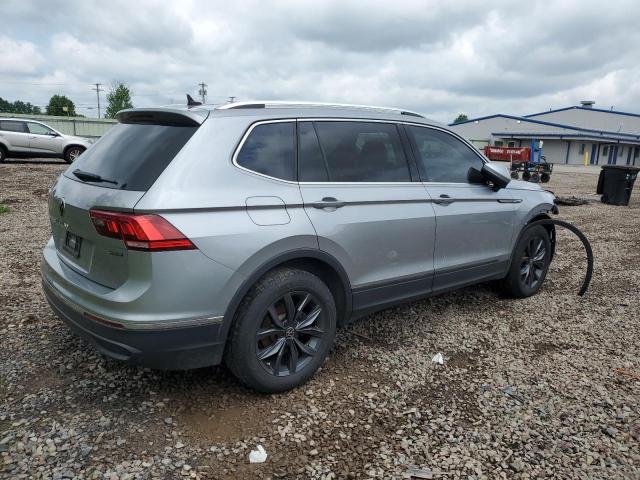 3VV2B7AX0NM163146 - 2022 VOLKSWAGEN TIGUAN SE Күміс фото 3