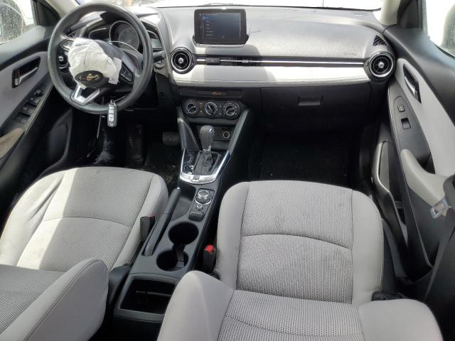 3MYDLBYV9KY505713 - 2019 TOYOTA YARIS L BLACK photo 8