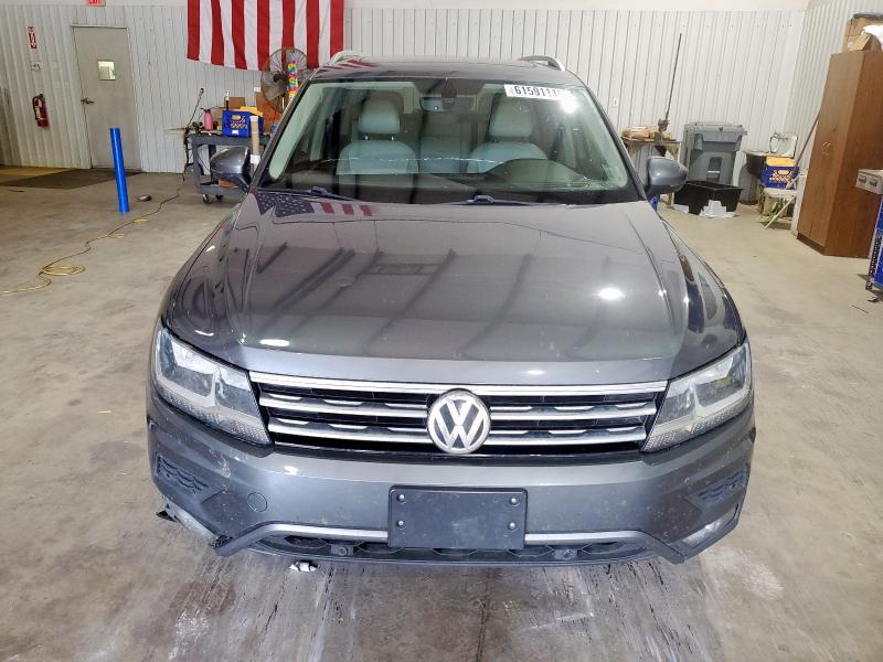 3VV3B7AX7KM124487 - 2019 VOLKSWAGEN TIGUAN SE 灰色 照片 5