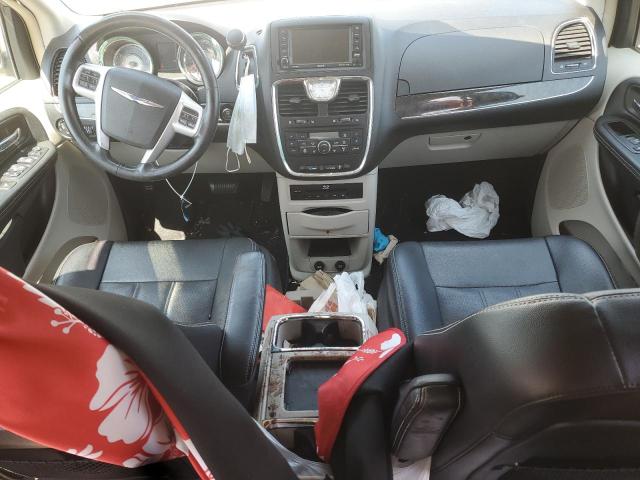 2C4RC1CG6FR579071 - 2015 CHRYSLER TOWN & COU TOURING L SILVER photo 8