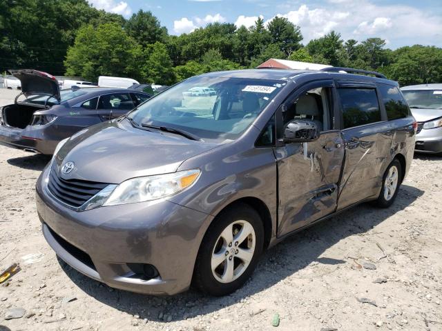 2013 TOYOTA SIENNA LE, 