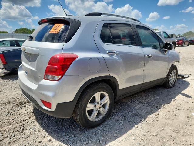 KL7CJLSB2KB845589 - 2019 CHEVROLET TRAX 1LT 银色 照片 3