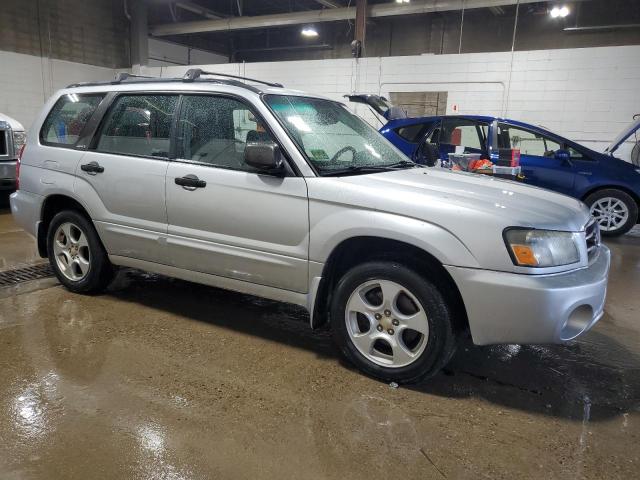 JF1SG65613H741919 - 2003 SUBARU FORESTER 2.5XS ვერცხლისფერი ფოტო 4