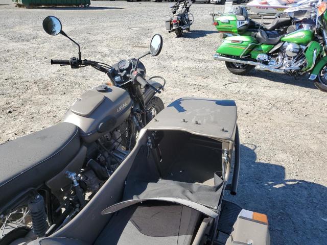 X8JMH0374JU228587 - 2018 URAL MOTORCYCLE GRAY photo 5