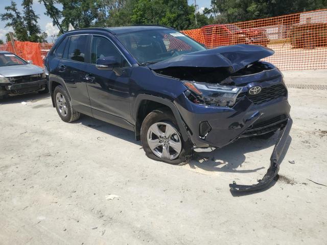 2T3P1RFV8SW514082 - 2025 TOYOTA RAV4 XLE 蓝色 照片 4