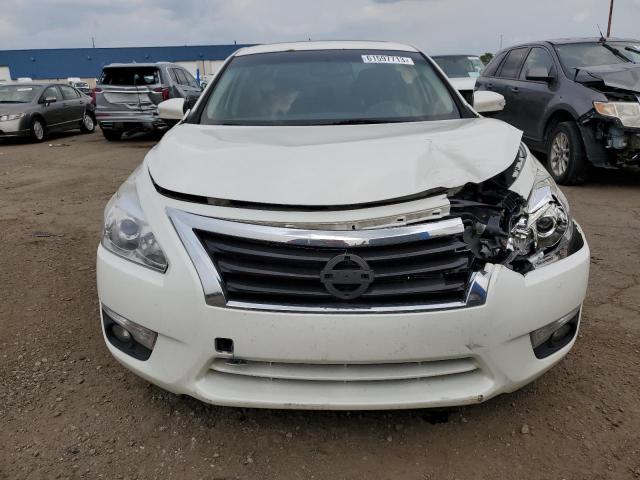 1N4AL3AP8FN905984 - 2015 NISSAN ALTIMA 2.5 WHITE photo 5