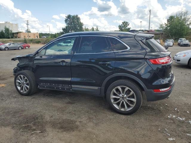 5LMCJ2C98KUL16895 - 2019 LINCOLN MKC SELECT შავი ფოტო 2