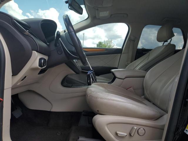 5LMCJ2C98KUL16895 - 2019 LINCOLN MKC SELECT შავი ფოტო 7