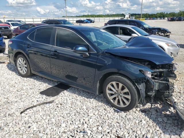 4T1B11HK0JU596573 - 2018 TOYOTA CAMRY L BLACK photo 4