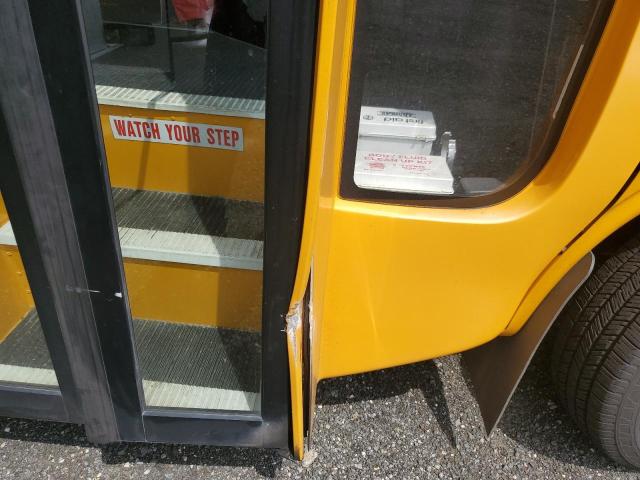 1GB3G2BG3C1180267 - 2012 CHEVROLET EXPRESS G3 YELLOW photo 9