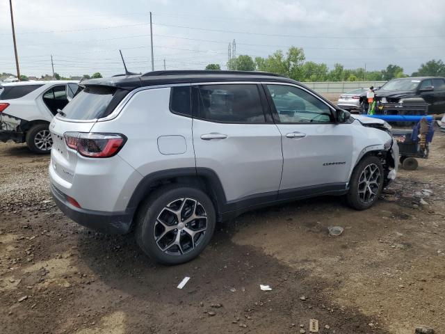 3C4NJDCN9RT148147 - 2024 JEEP COMPASS LIMITED SILVER photo 3