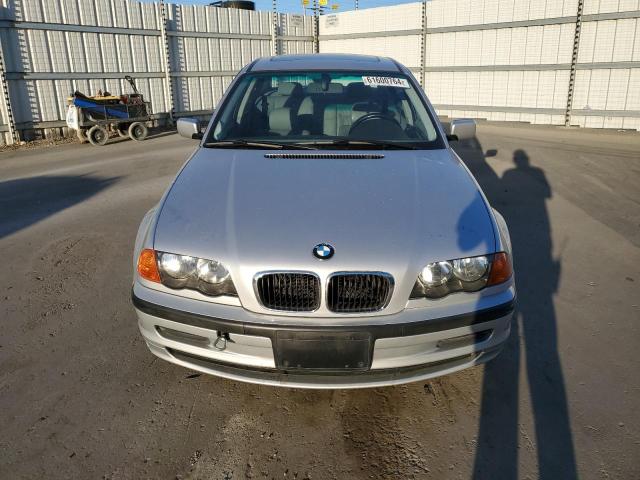 WBAAV33411FU79028 - 2001 BMW 325 I SILVER photo 5