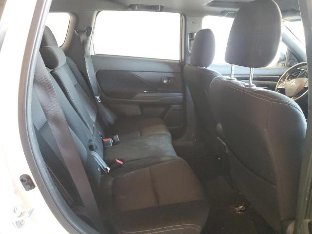 JA4AZ3A33JZ065128 - 2018 MITSUBISHI OUTLANDER SE 白色 照片 10