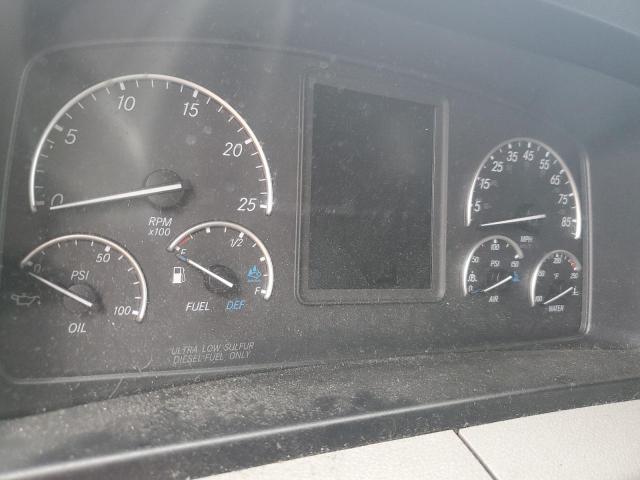 3AKJHHDR6JSJW7318 - 2018 FREIGHTLINER CASCADIA 1 თეთრი ფოტო 8