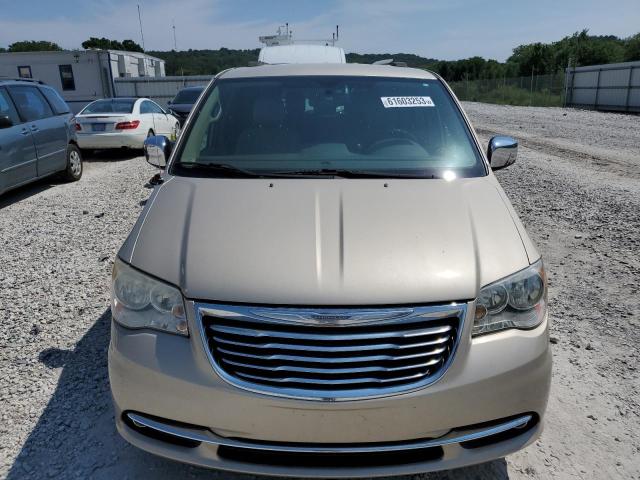 2C4RC1CG6DR512063 - 2013 CHRYSLER TOWN & COU TOURING L GOLD photo 5