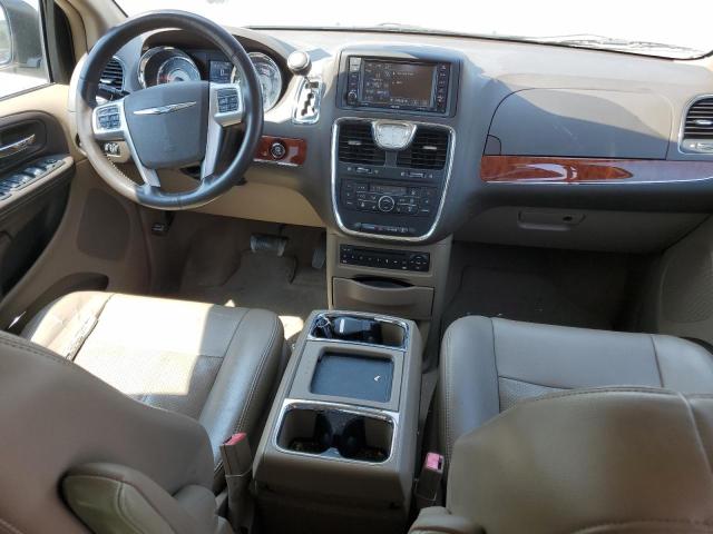 2C4RC1CG6DR512063 - 2013 CHRYSLER TOWN & COU TOURING L GOLD photo 8