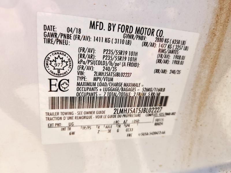 2LMHJ5AT5JBL02227 - 2018 LINCOLN MKT WHITE photo 13