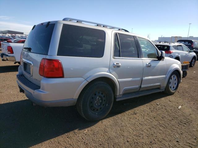 5LMFU28R23LJ30709 - 2003 LINCOLN NAVIGATOR SILVER photo 3