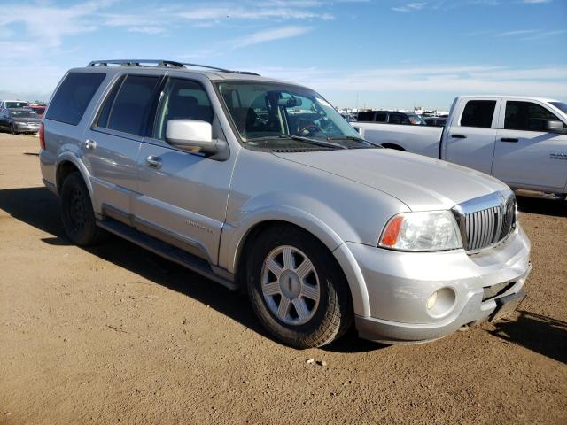 5LMFU28R23LJ30709 - 2003 LINCOLN NAVIGATOR 银色 照片 4