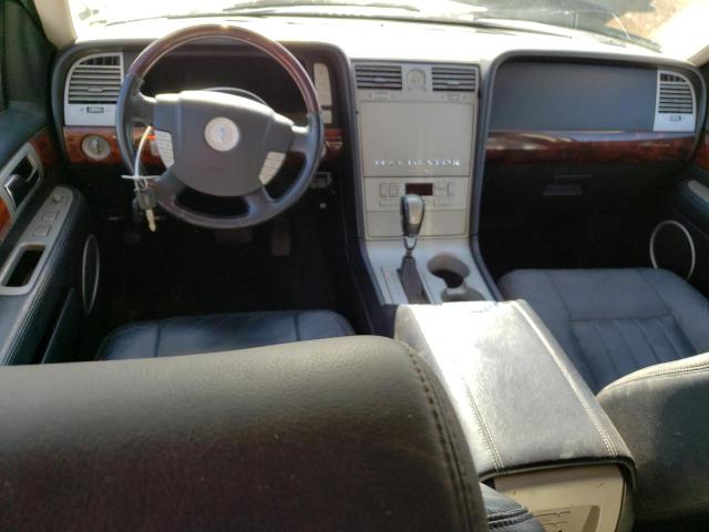 5LMFU28R23LJ30709 - 2003 LINCOLN NAVIGATOR 银色 照片 8