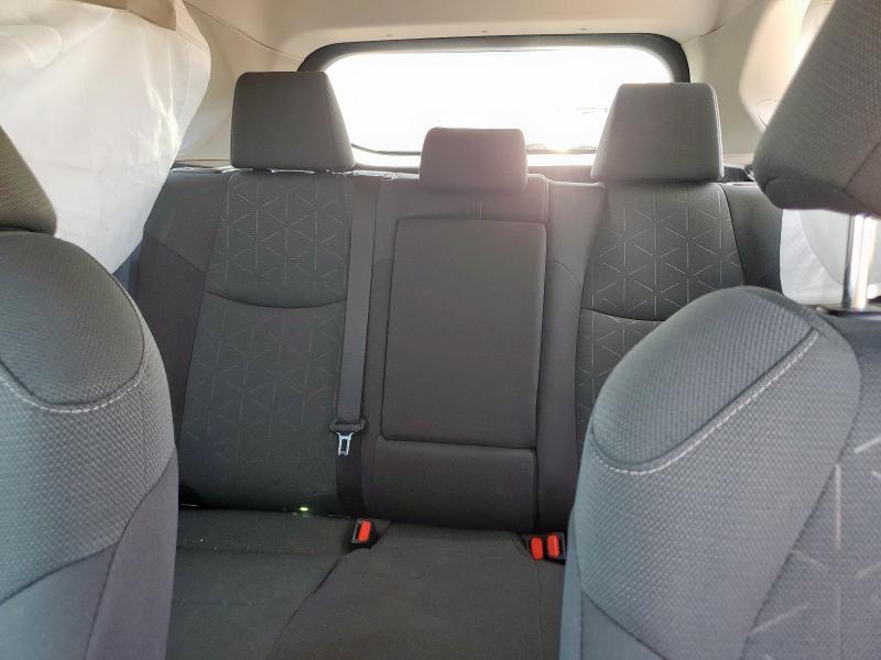 4T3RWRFV5RU146187 - 2024 TOYOTA RAV4 XLE BLUE photo 10