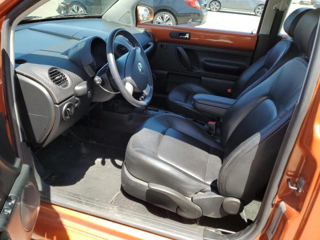 3VWRG3AG2AM034596 - 2010 VOLKSWAGEN NEW BEETLE ORANGE photo 7