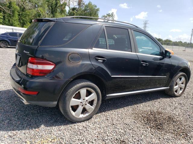 4JGBB8GB7BA636156 - 2011 MERCEDES-BENZ ML 350 4MATIC BLACK photo 3