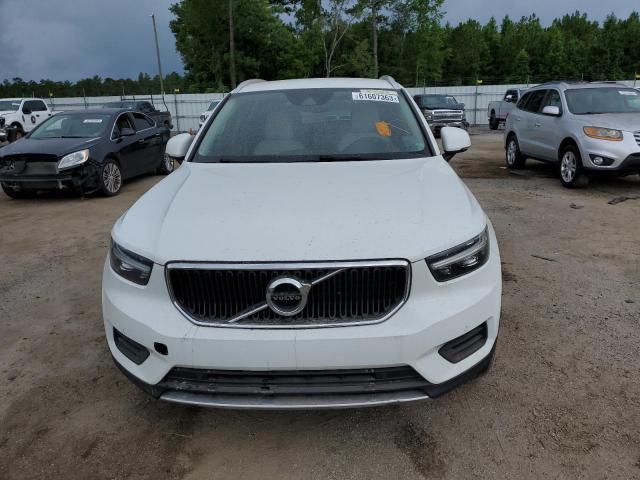 YV4AC2HK4L2262235 - 2020 VOLVO XC40 T4 MOMENTUM WHITE photo 5